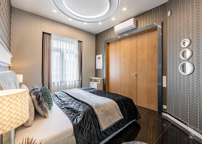 Luxury Royal Central Apartment By Prestige Homes
