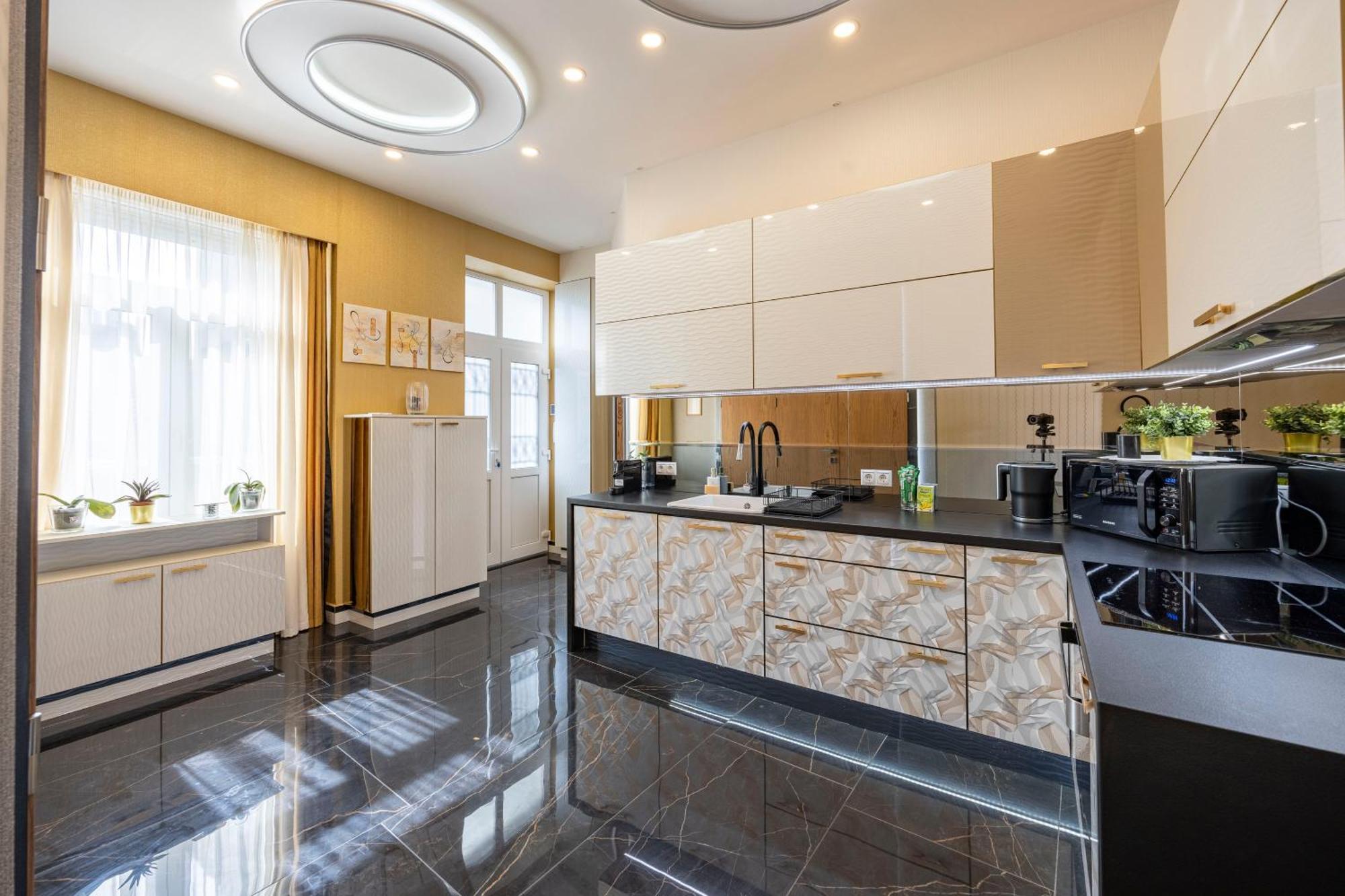Luxury Royal By Prestige Homes * Budapesta